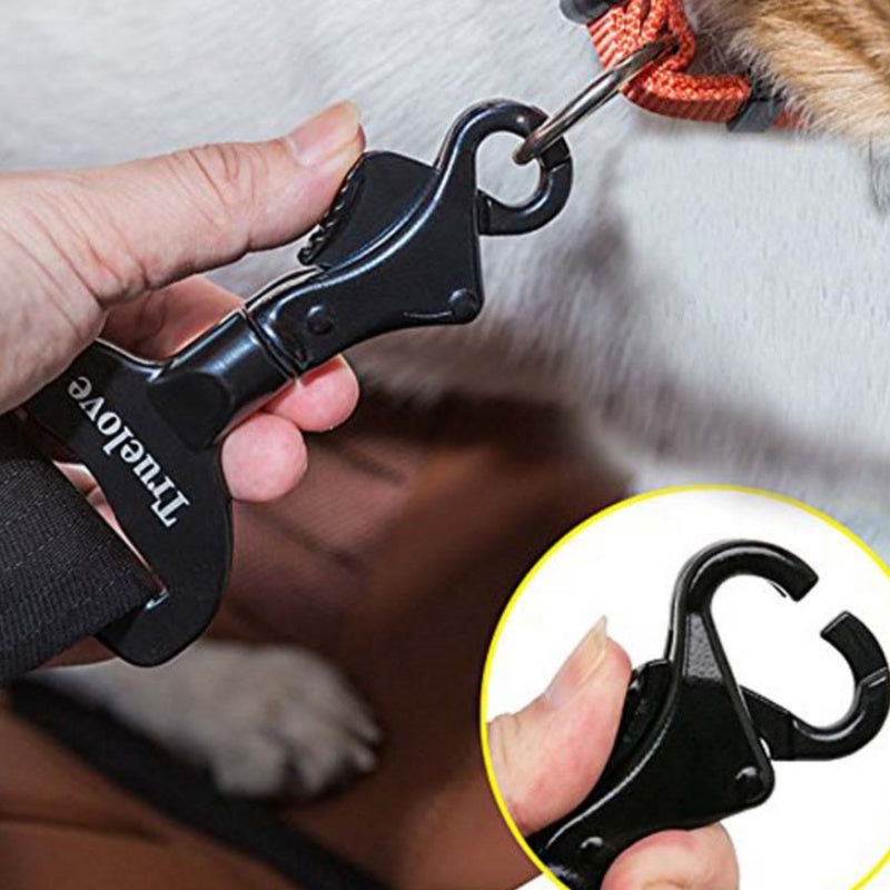 Pet car safety buckle