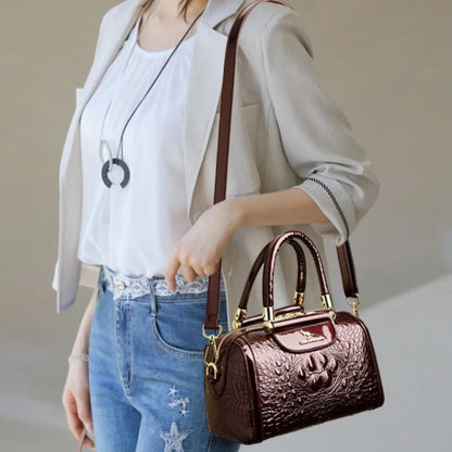 Women’s Crocodile Pattern Baguette Shoulder Bag