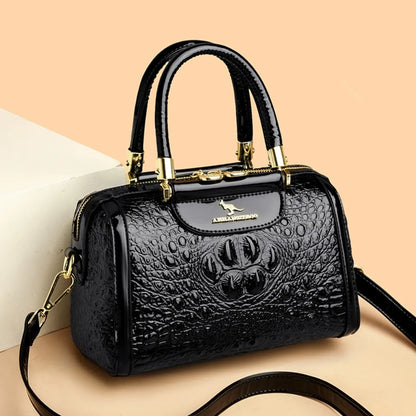 Women’s Crocodile Pattern Baguette Shoulder Bag